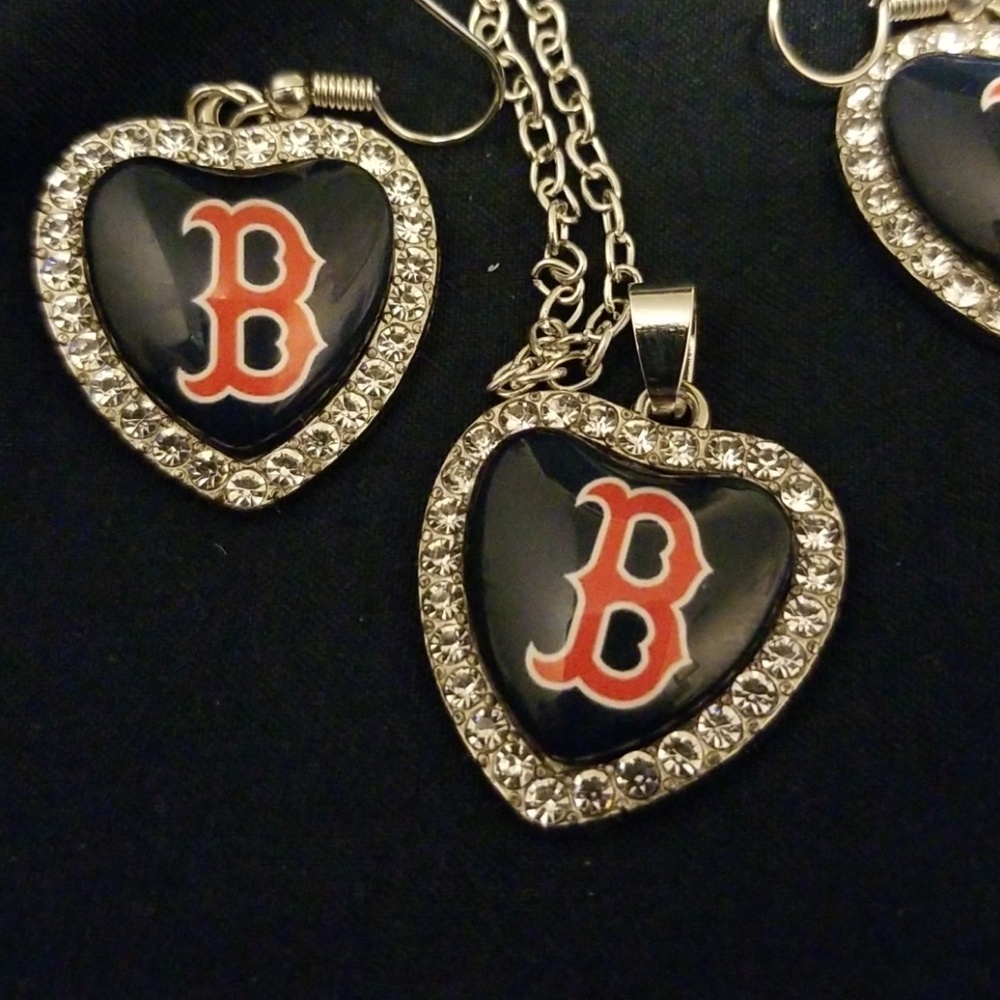 Red sox necklace set. Boston Red Sox